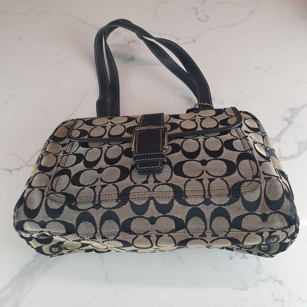 COACH SIGNATURE SMALL HAMPTON SOHO SHOULDER SATCHEL 6846