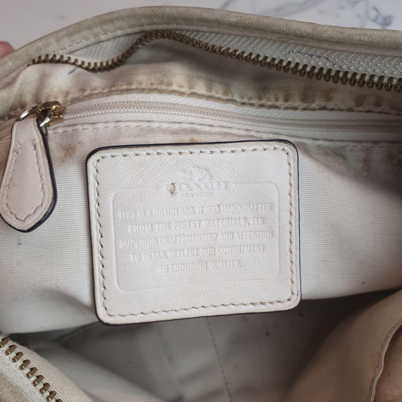Authentic Coach F58285 Outline Signature File Bag Crossbody