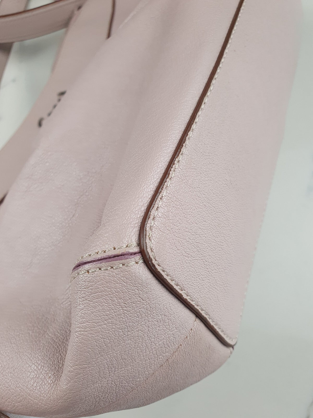 Vintage Coach Pink Leather Shoulder Bag