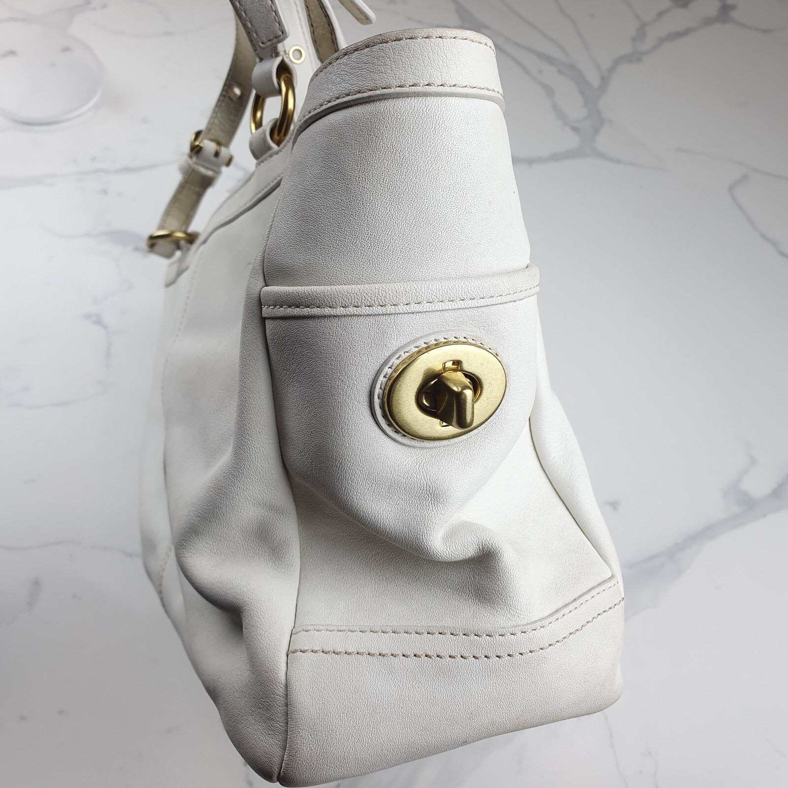 Coach White Leather Shoulder Bag with Gold Hardware