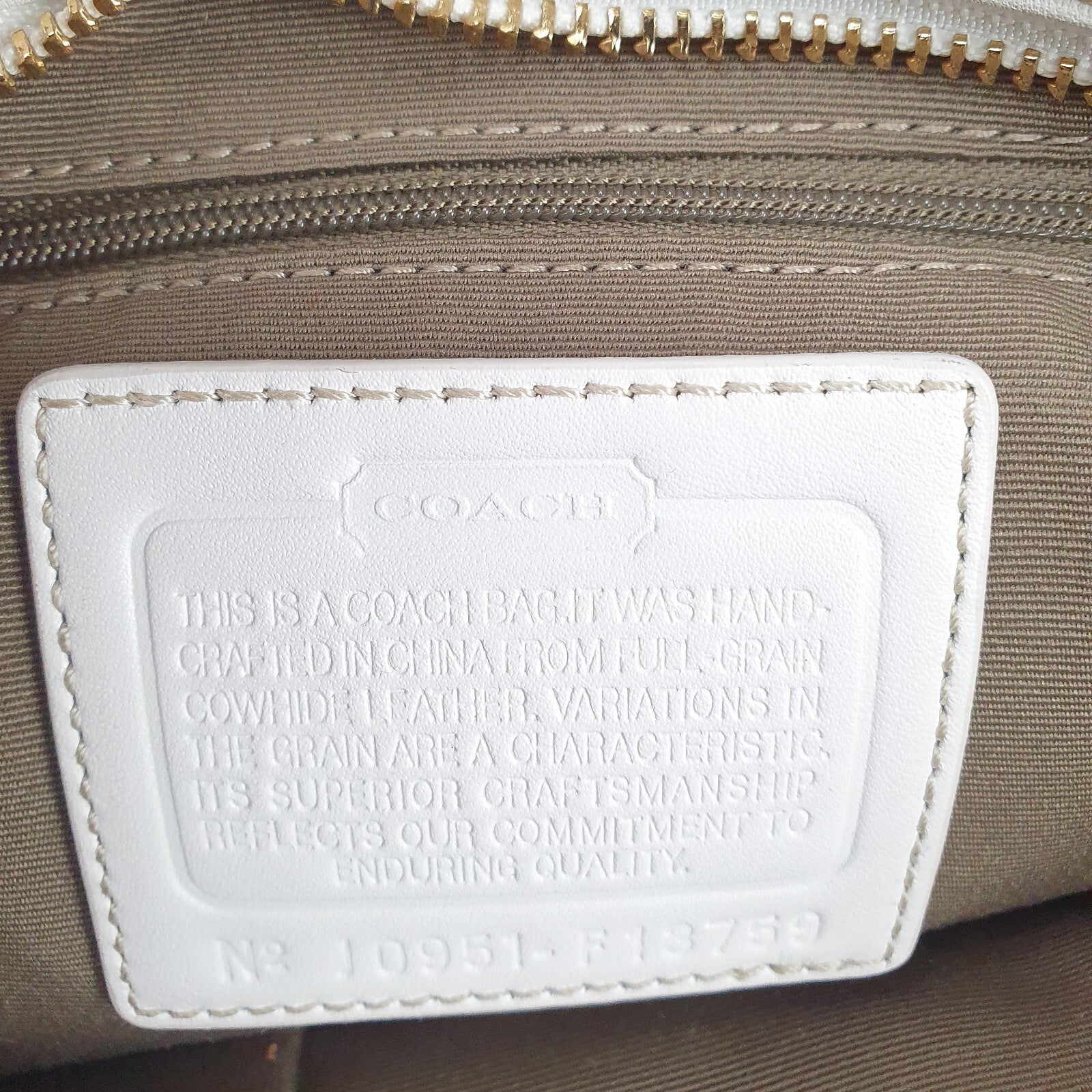 Coach White Leather Shoulder Bag with Gold Hardware