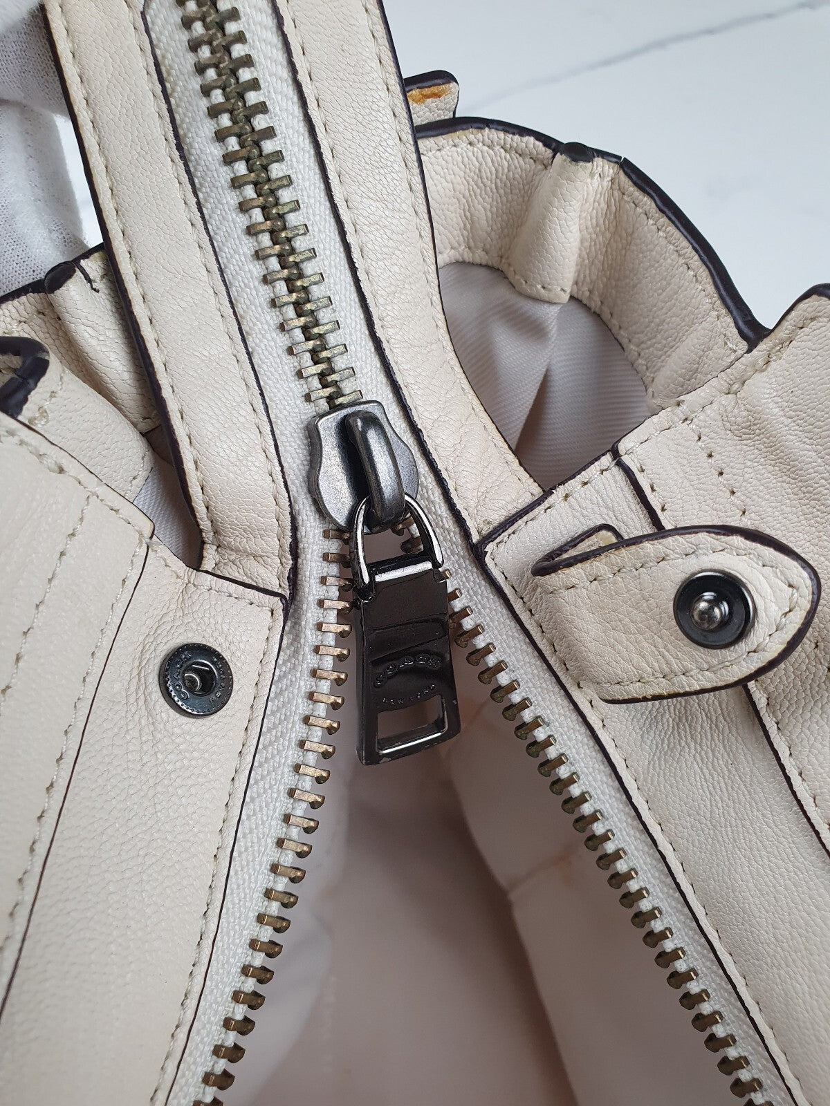Coach Cream Leather Satchel Swagger 37732Handbag with Shoulder Strap