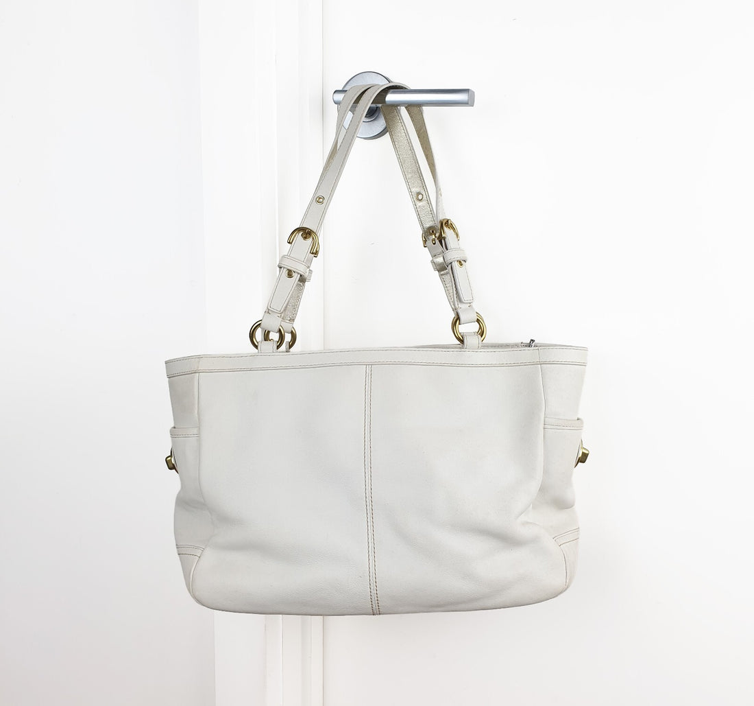 Coach White Leather Shoulder Bag with Gold Hardware