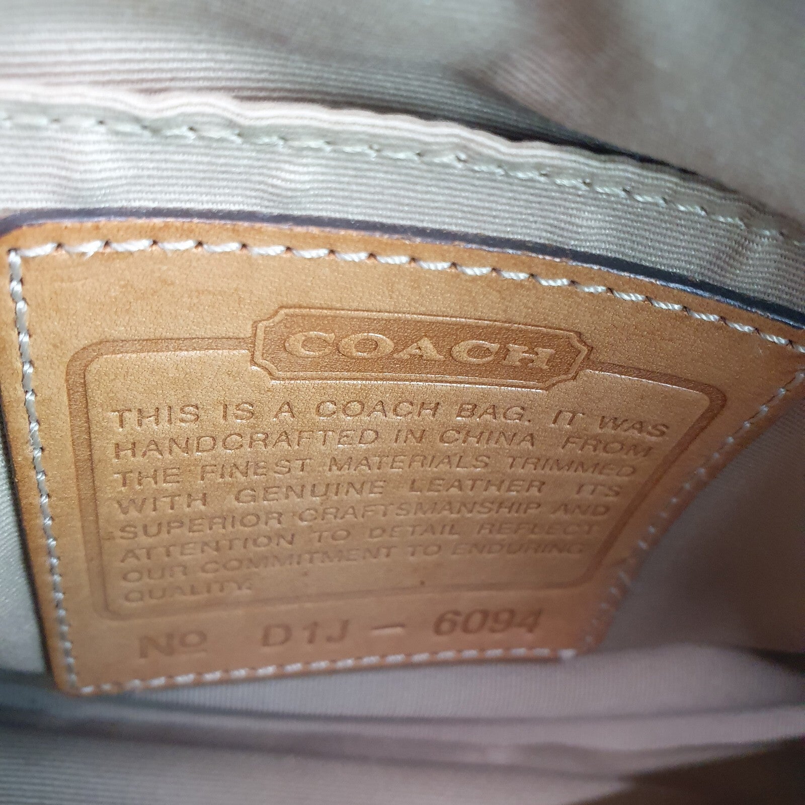 Authentic  COACH Y2K Demi Shoulder Bag Tan