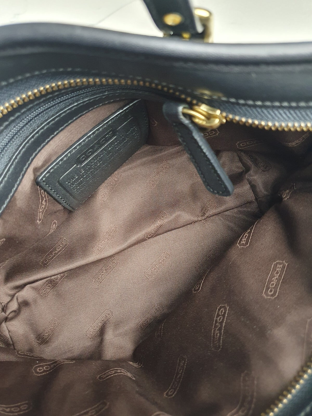 Coach Vintage Black Full-Grain Leather Shoulder Bag