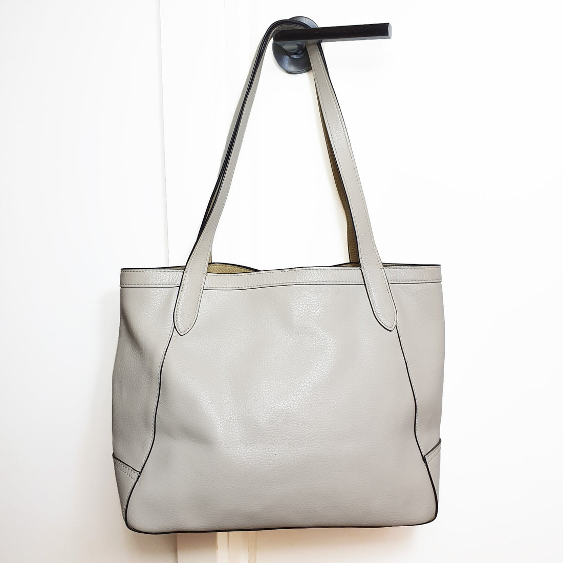 Authentic Coach white leather tote bag with gold logo
