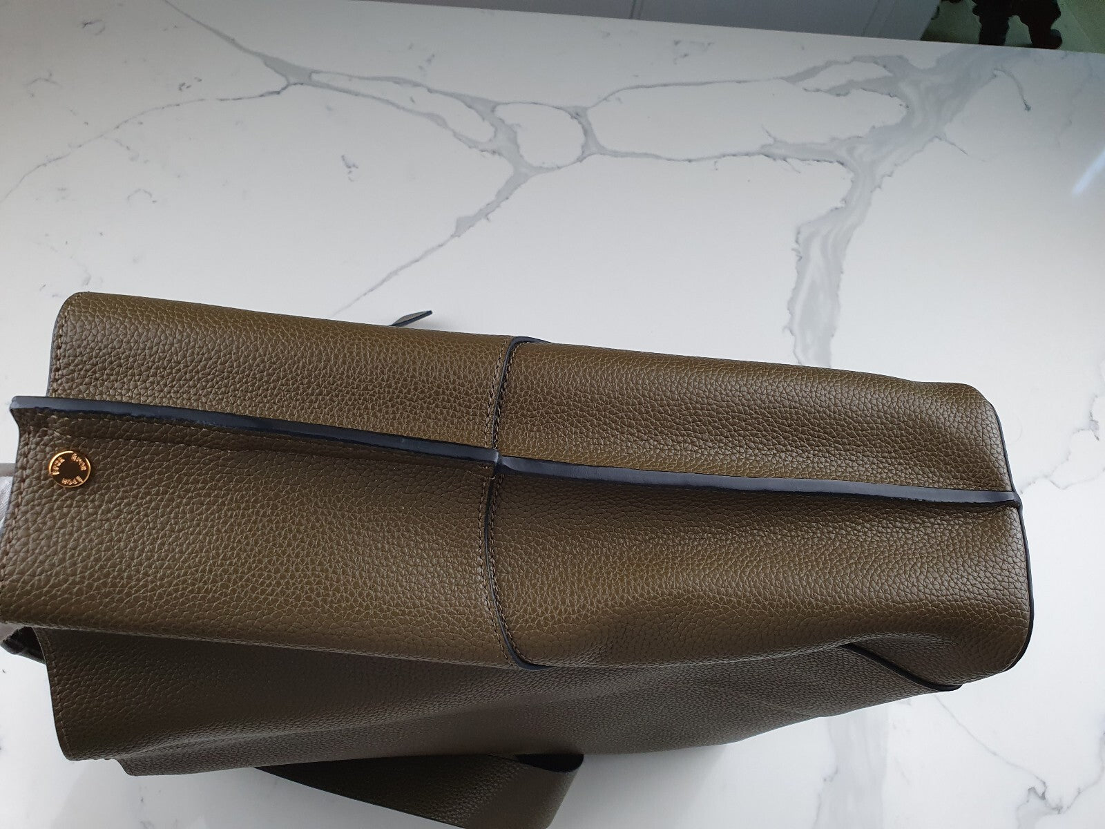 EPOR Textured Vegan Leather Handbag with Bamboo Handles and Adjustable Strap