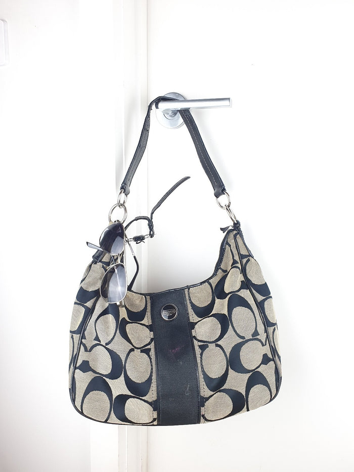 Authentic Coach 2Way Signature Strip Large Hobo Shoulder Bag Beige/Black