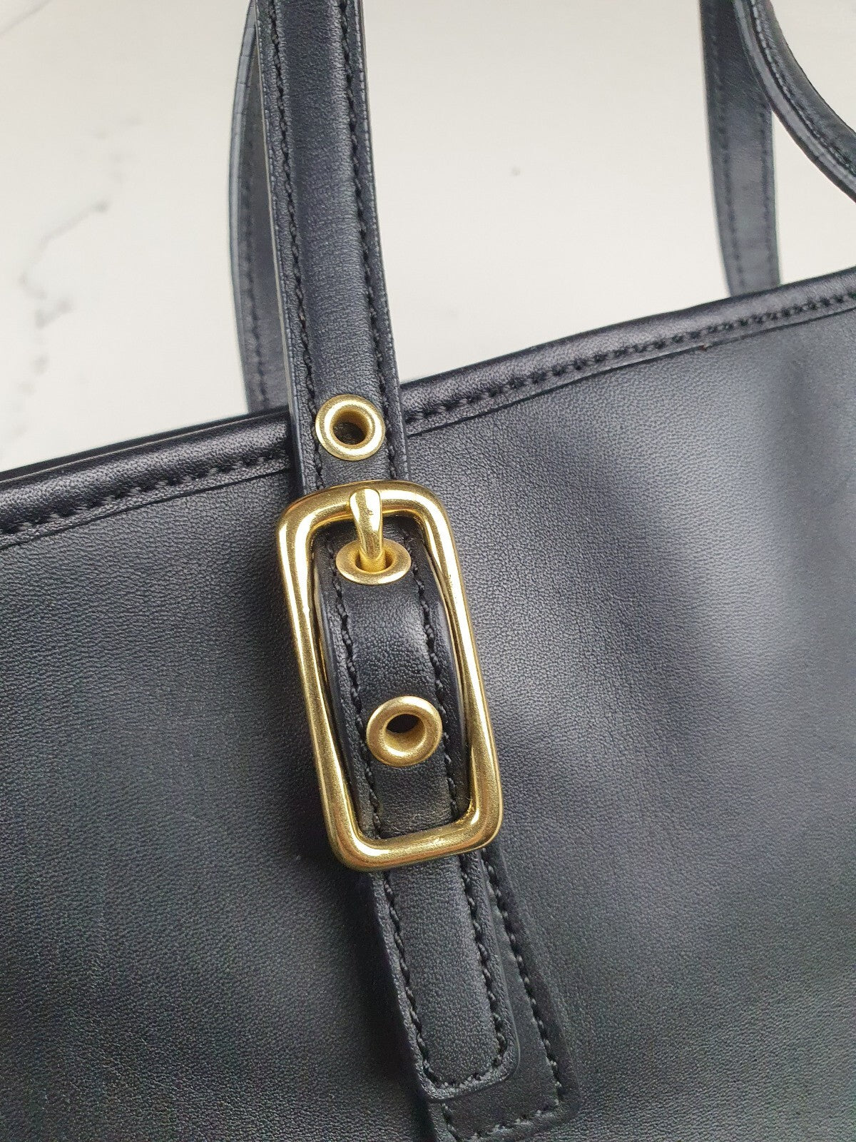 Coach Vintage Black Full-Grain Leather Shoulder Bag