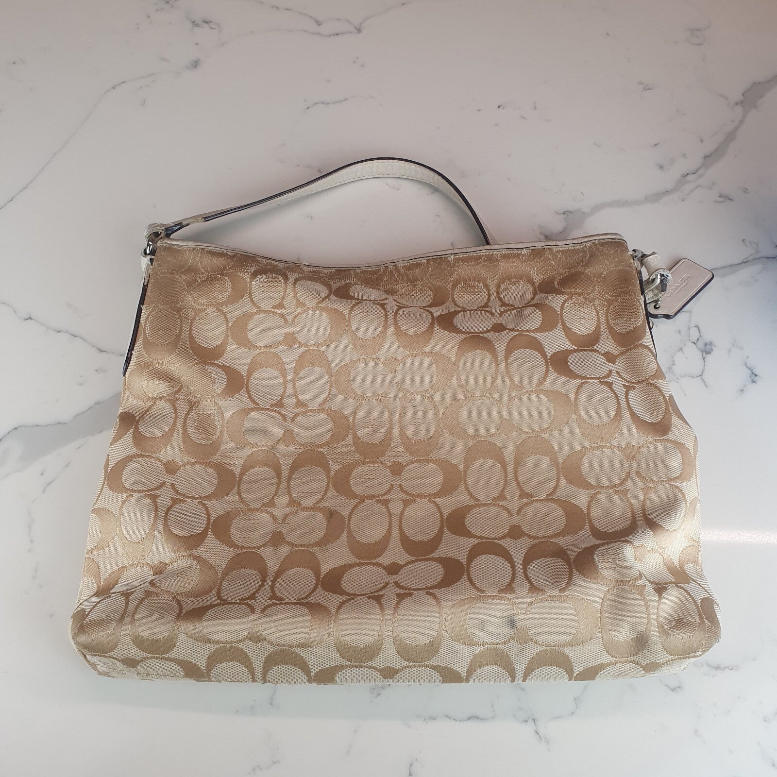Authentic Coach F58285 Outline Signature File Bag Crossbody