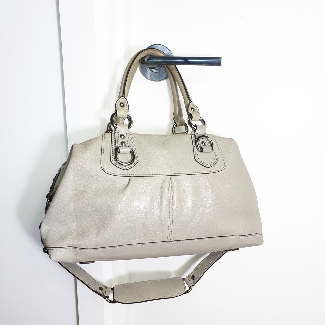 Authentic COACH COACH Madison Sabrina 2-Way Shoulder/Handbag