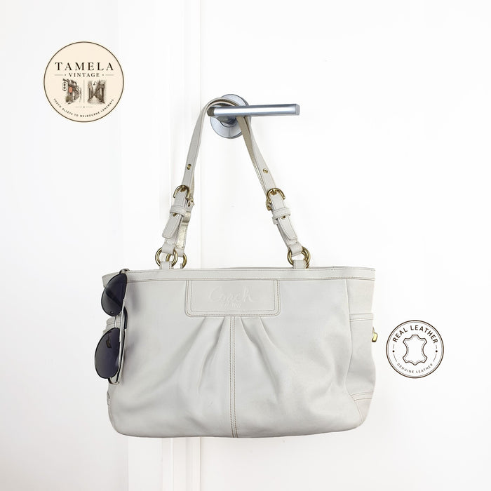 Coach White Leather Shoulder Bag with Gold Hardware