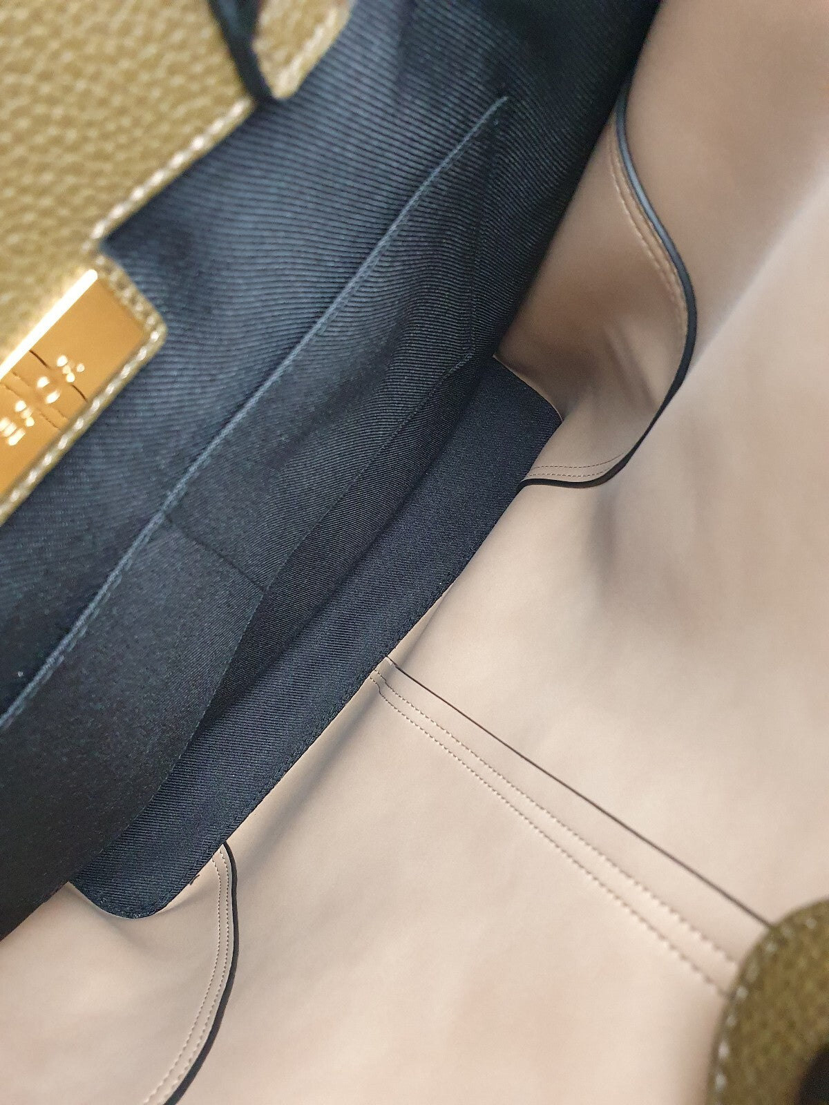 EPOR Textured Vegan Leather Handbag with Bamboo Handles and Adjustable Strap