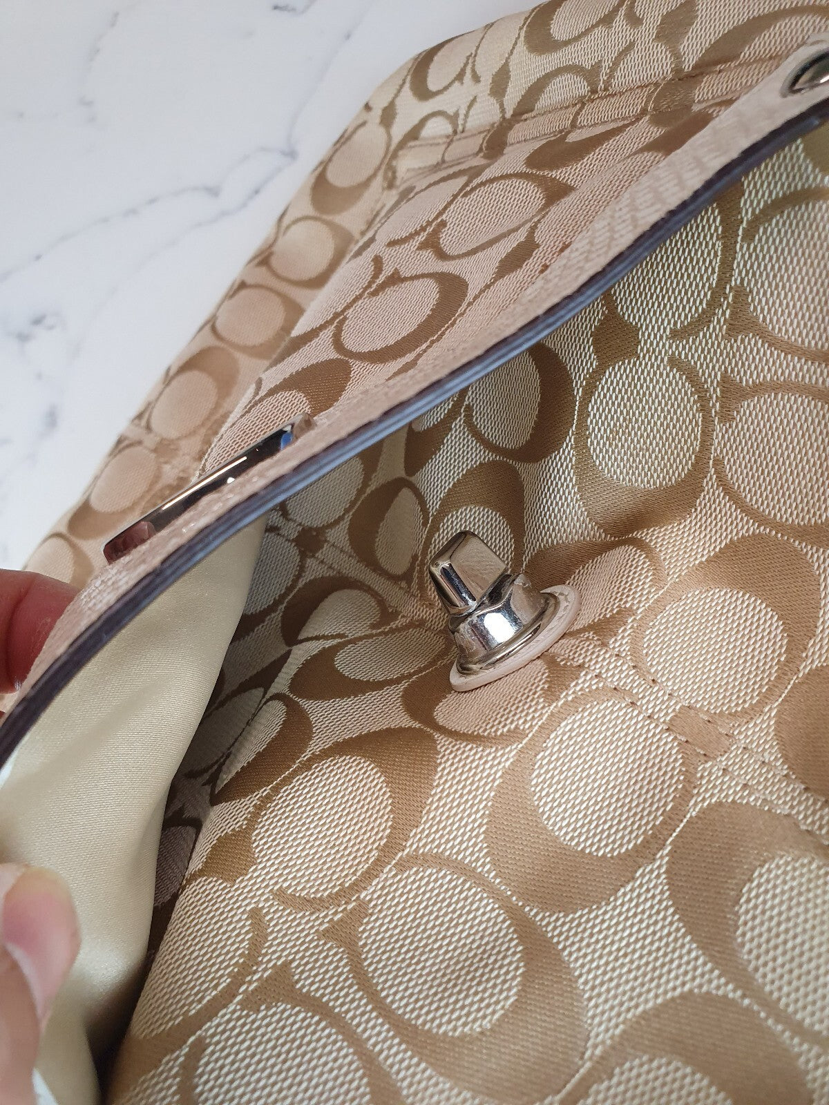 Authentic Coach Penelope Crossbody F16536