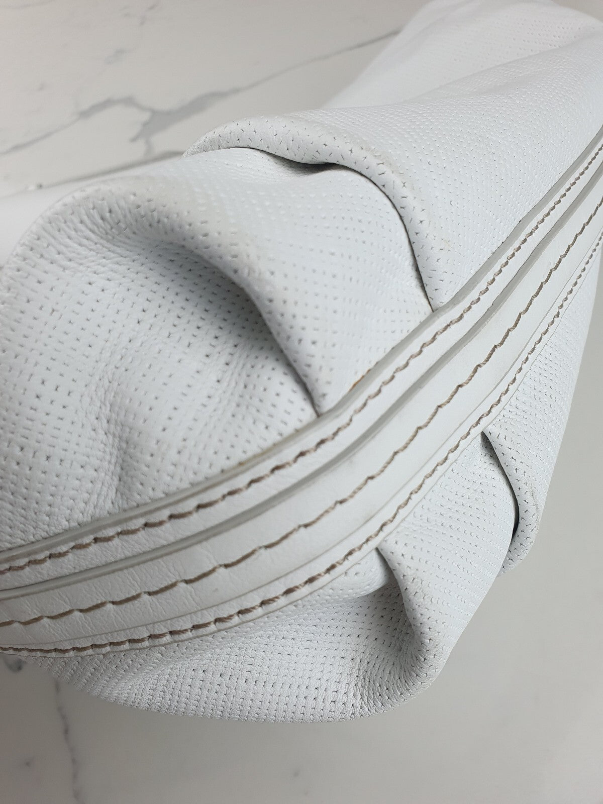 Bally White Leather Shoulder Bag with Gold Hardware