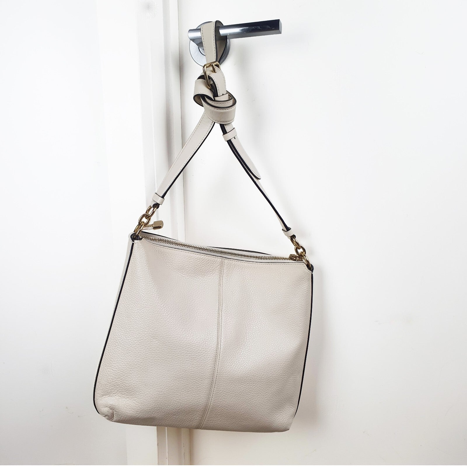Authentic Coach COACH Mae Pebble Leather Chalk/Gold Tone File Crossbody