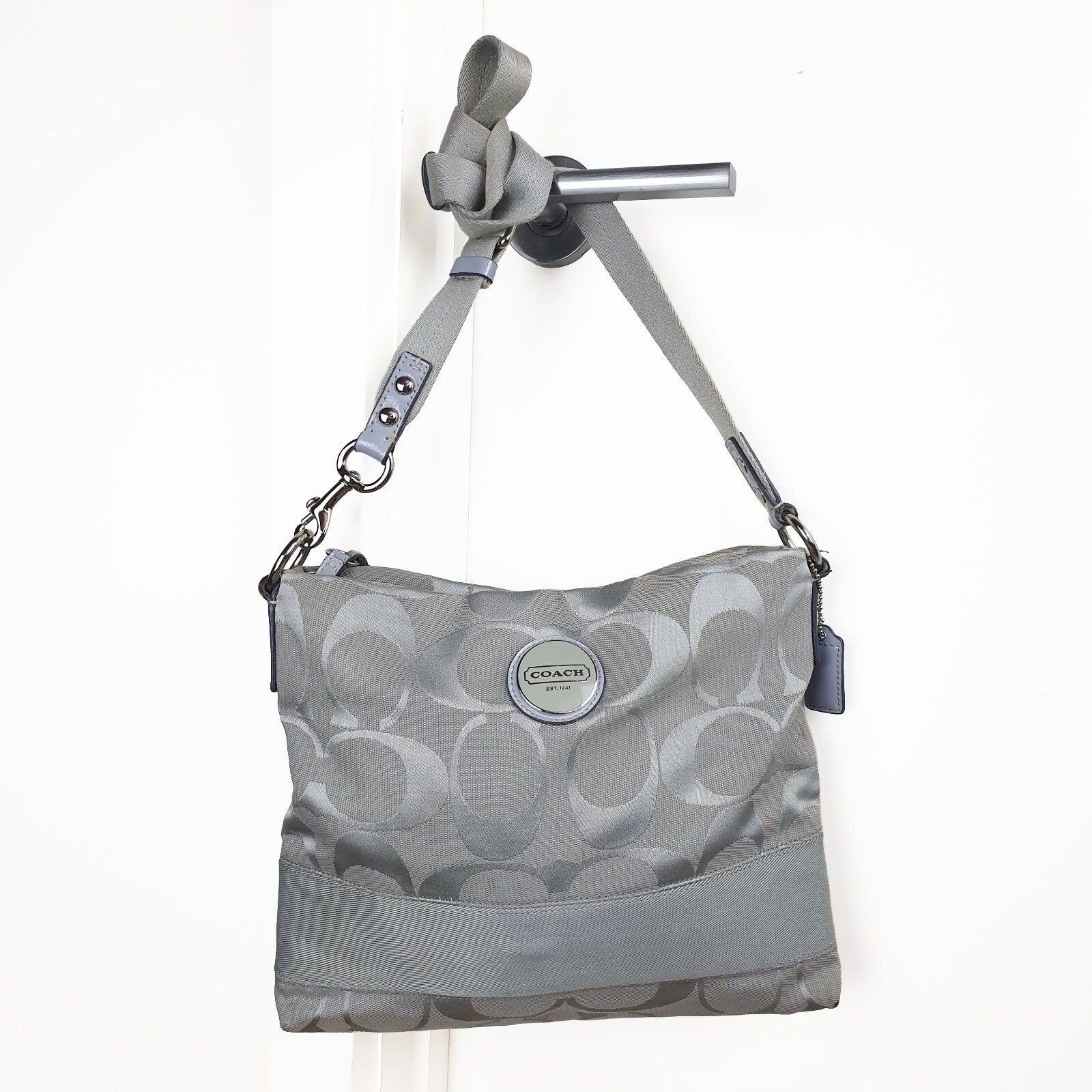 Authentic  COACH Signature Shoulder/Crossbody Bag