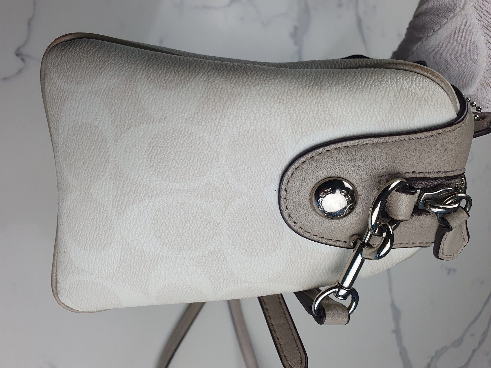 Coach Vintage White Leather Handbag with Orange and Yellow Stripe Detail