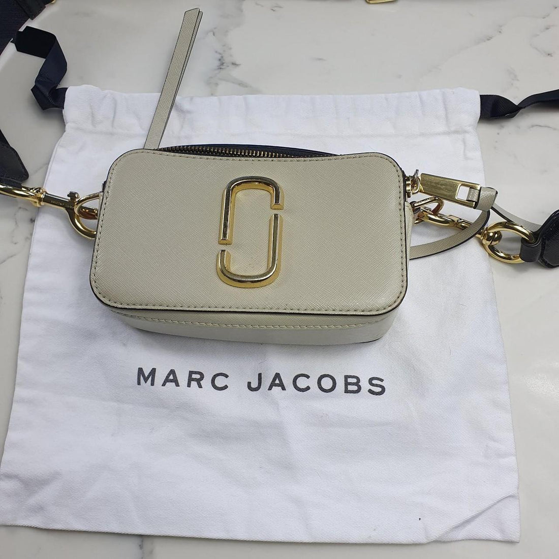 Authentic vintage Marc Jacobs The Snapshot Camera Bag