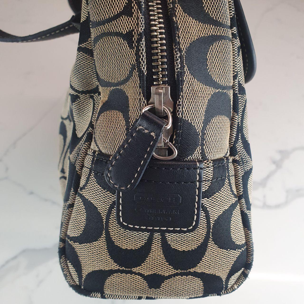 COACH SIGNATURE SMALL HAMPTON SOHO SHOULDER SATCHEL 6846